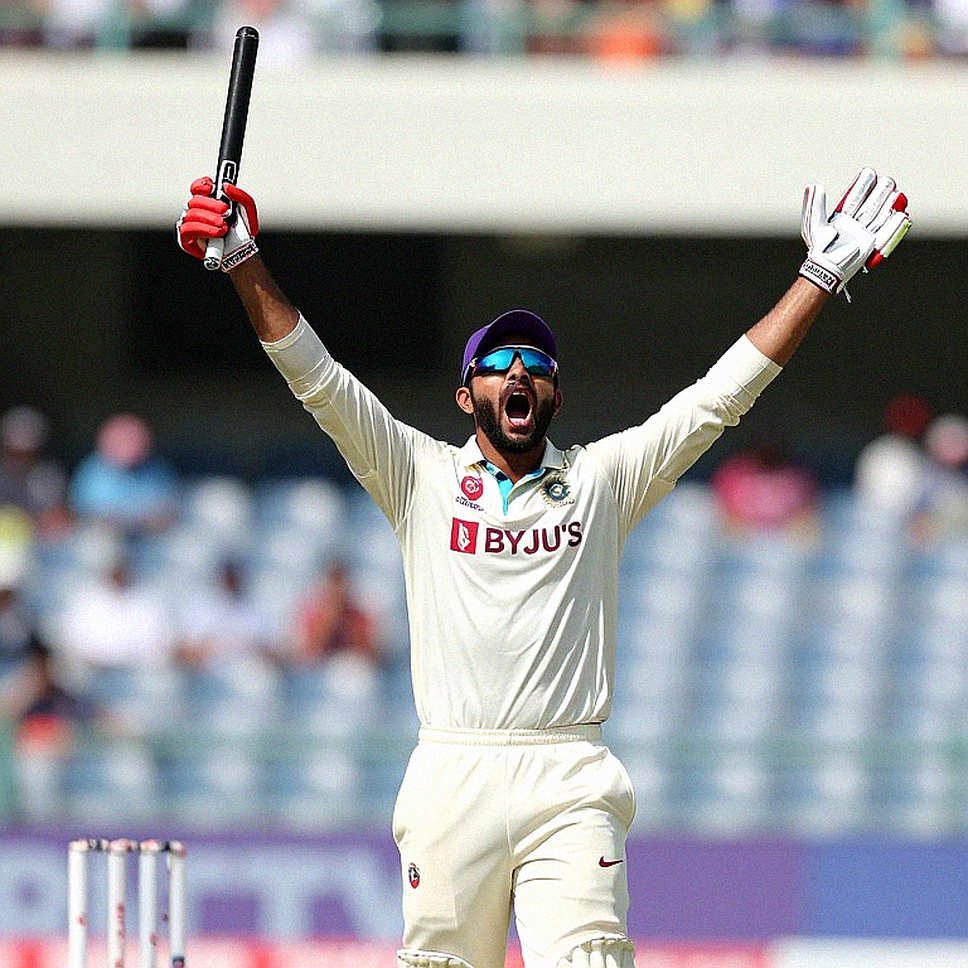 ডেথ ওভারের অর্থনীতি: যেখানে প্রতি বলে সাত লাখ টাকার দাম বসে