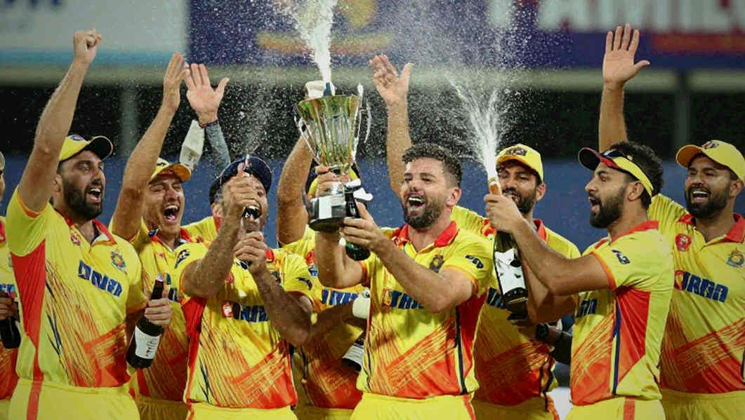১০০ বলে ১৫১: অন্বয় দ্রাবিড়ের ইনিংস, বৃষ্টির সংশোধিত হিসাব আর একটা পদবির ভার